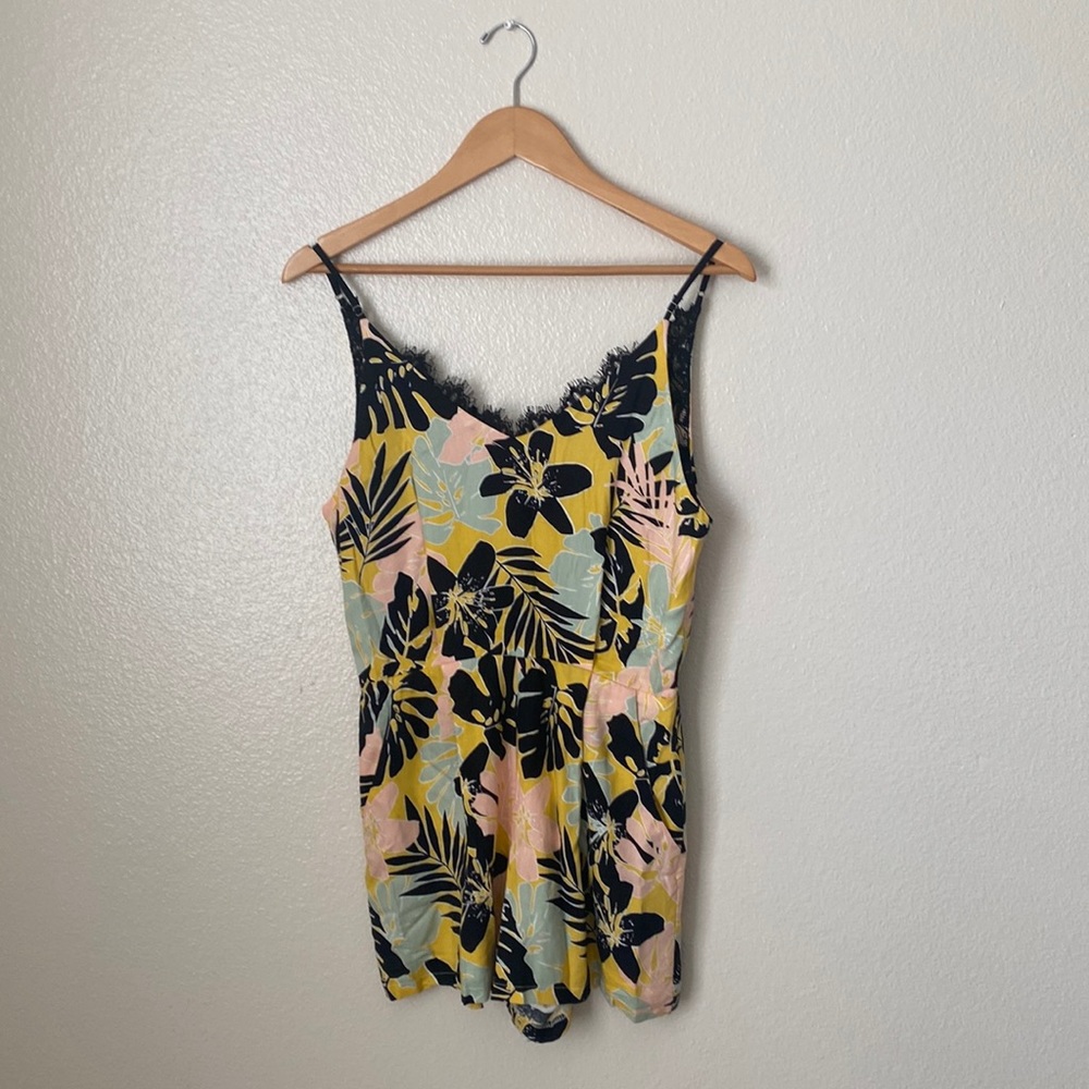 ADELYN RAE tropical floral romper
